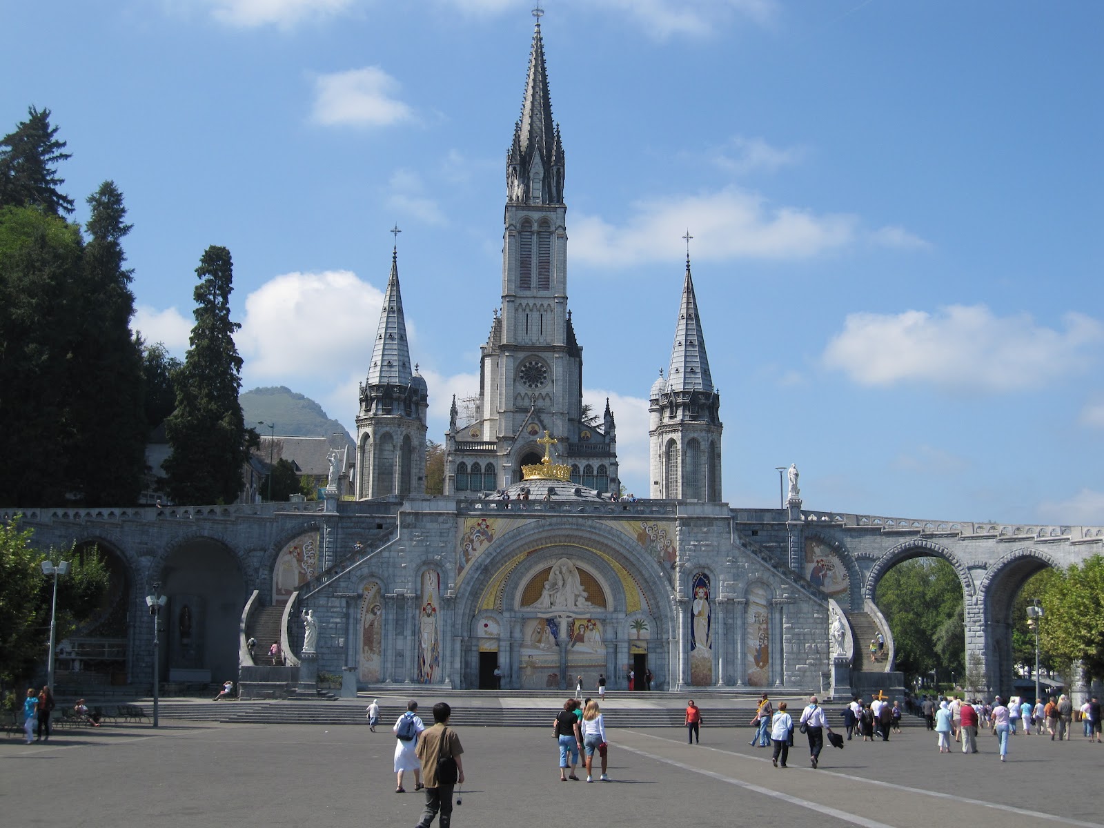 Lourdes Basilica – PARROQUIA INMACULADA